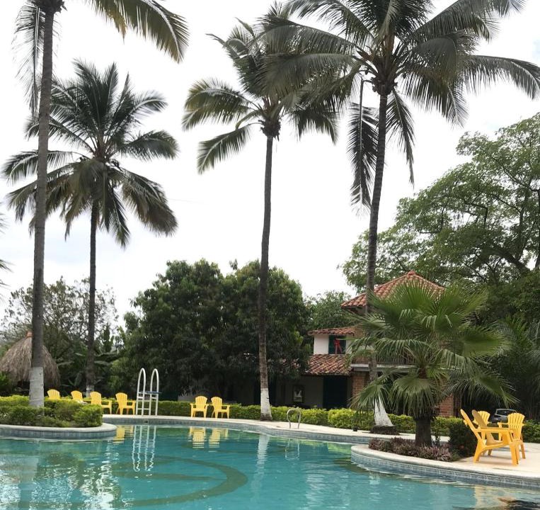 Santa Fe de Antioquia Hotel | FINCA HOTEL LA PLAYITA