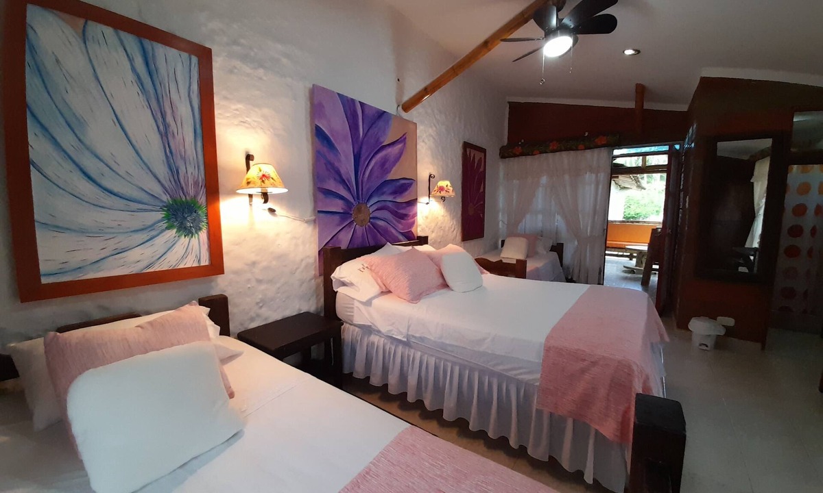 Alcala House | Finca Hotel Villaluzandi