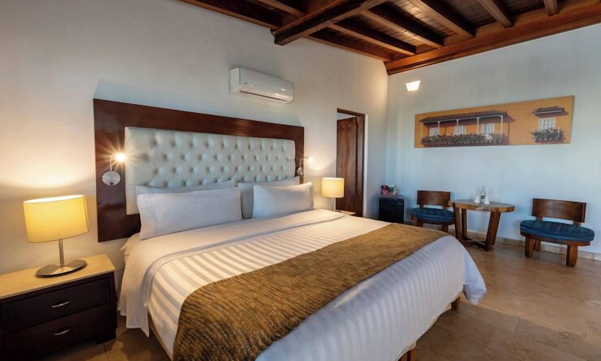 Cartagena Walled City Hotel | GHL Collection Armería Real Hotel