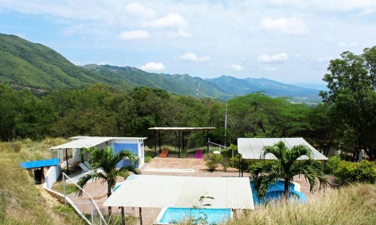 Girardot Hotel | Girardot Cabañas - Balcón de Guabinal