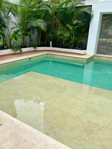 Urbanizacion Eliana House | Habitación de lujo con piscina y jacuzzi en Crespo - 2