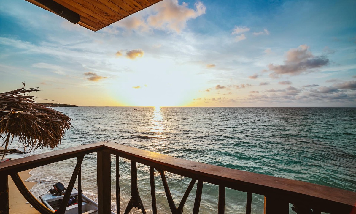 Bocachica Cabin | Habitación en Cabaña con Vista al mar Caribe! - Playa Blanca, Isla Barú