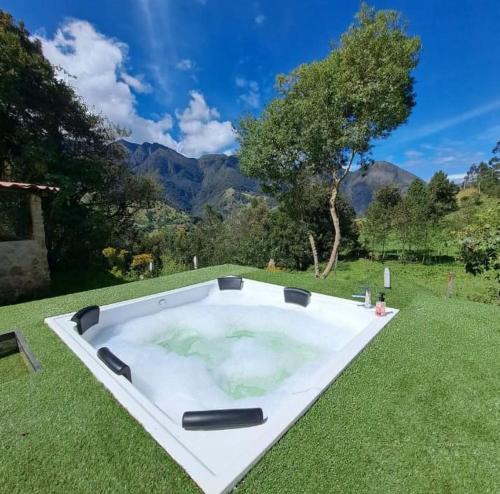 Encino Ski Chalet | Hacienda San Pedro