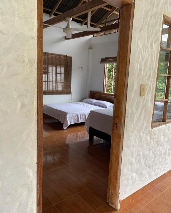Prado House | Hermosa Cabaña en Isla privada Prado Tolima