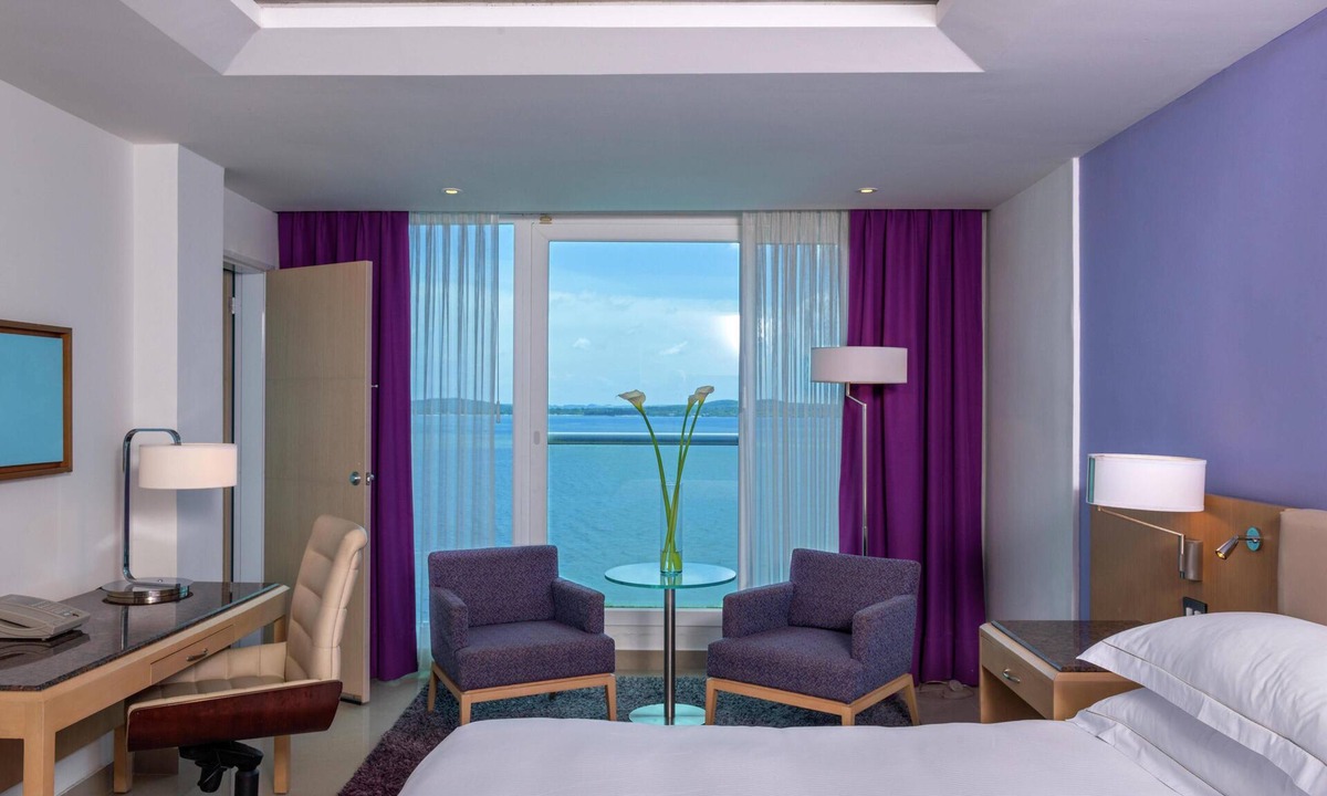 El Laguito Resort | Hilton Cartagena