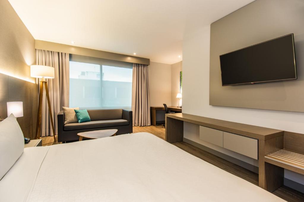 Chico Norte Hotel | Holiday Inn Express Bogotá - Parque La 93 by IHG