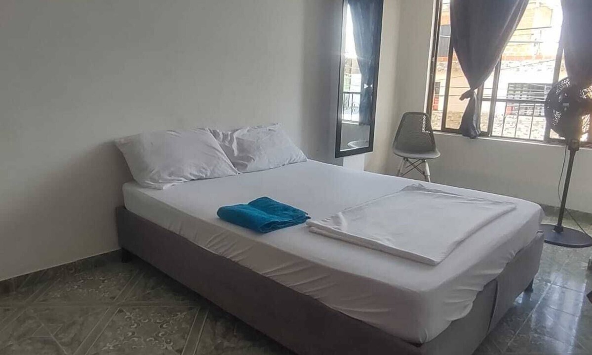 Yumbo Hostel | Hospedaje ASL HOME