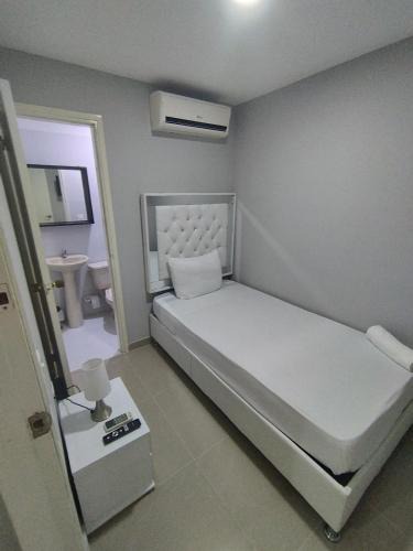 Marbella House | Hostal Bellamare Hab.11