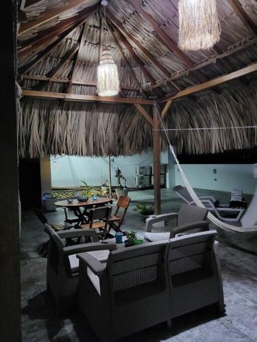 Tolu House | Hostal Casa Familiar Josi