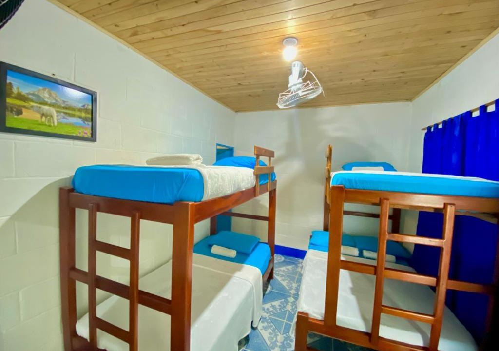 Capurgana House | HOSTAL EL DESCANSO