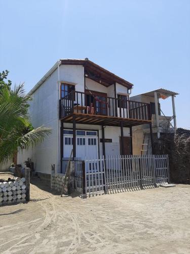 La Boquilla House | Hostal Playa Descalzo