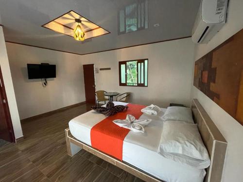 Sopetran Hotel | Hosteria Mirador del Sol