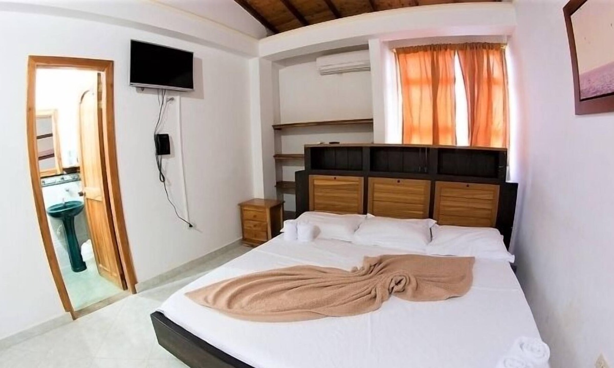 Capurgana Hotel | Hotel Bahia Pinorroa