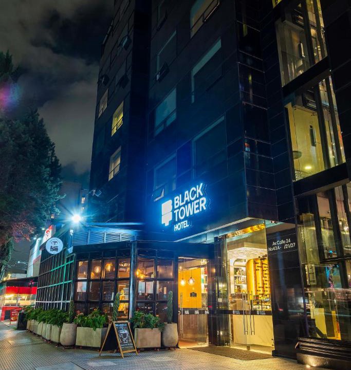 Quinta Paredes Hotel | Hotel Black Tower Premium