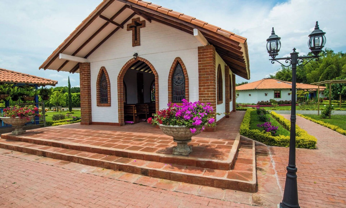 Palmira Resort | HOTEL CAMPESTRE TARDES CALEÑAS