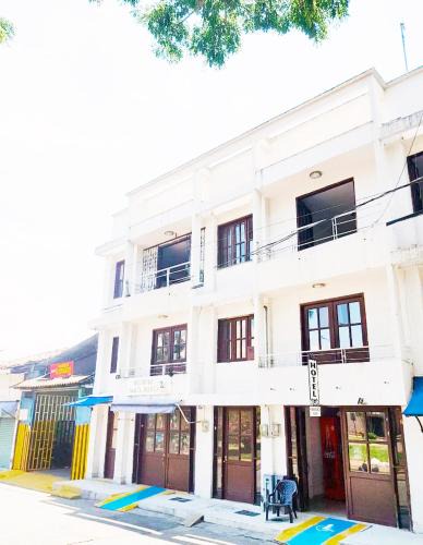 Guadalajara de Buga Hotel | HOTEL CASA BLANCA BUGA