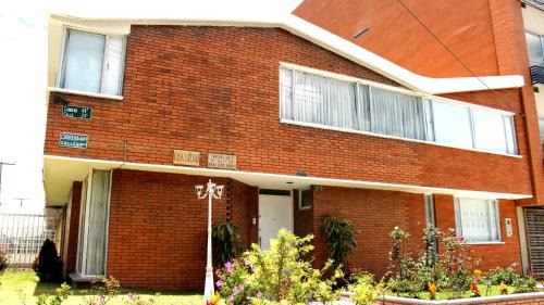 Quinta Paredes Bed & Breakfast | Hotel Casa Lozano - Embajada Americana
