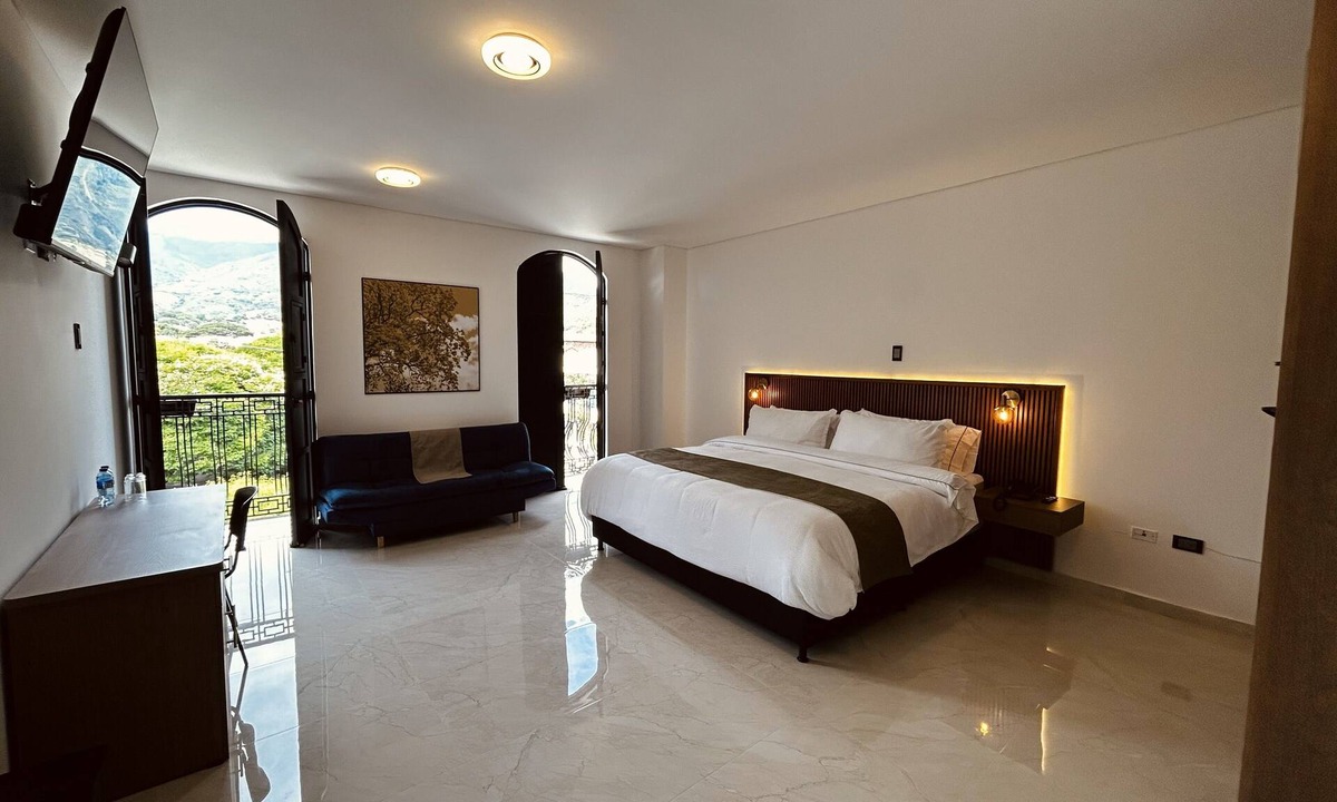 Roldanillo Hotel | Hotel Casa Volga