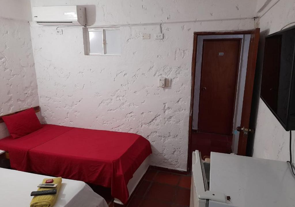 El Bosque House | Hotel Crisanto Luque