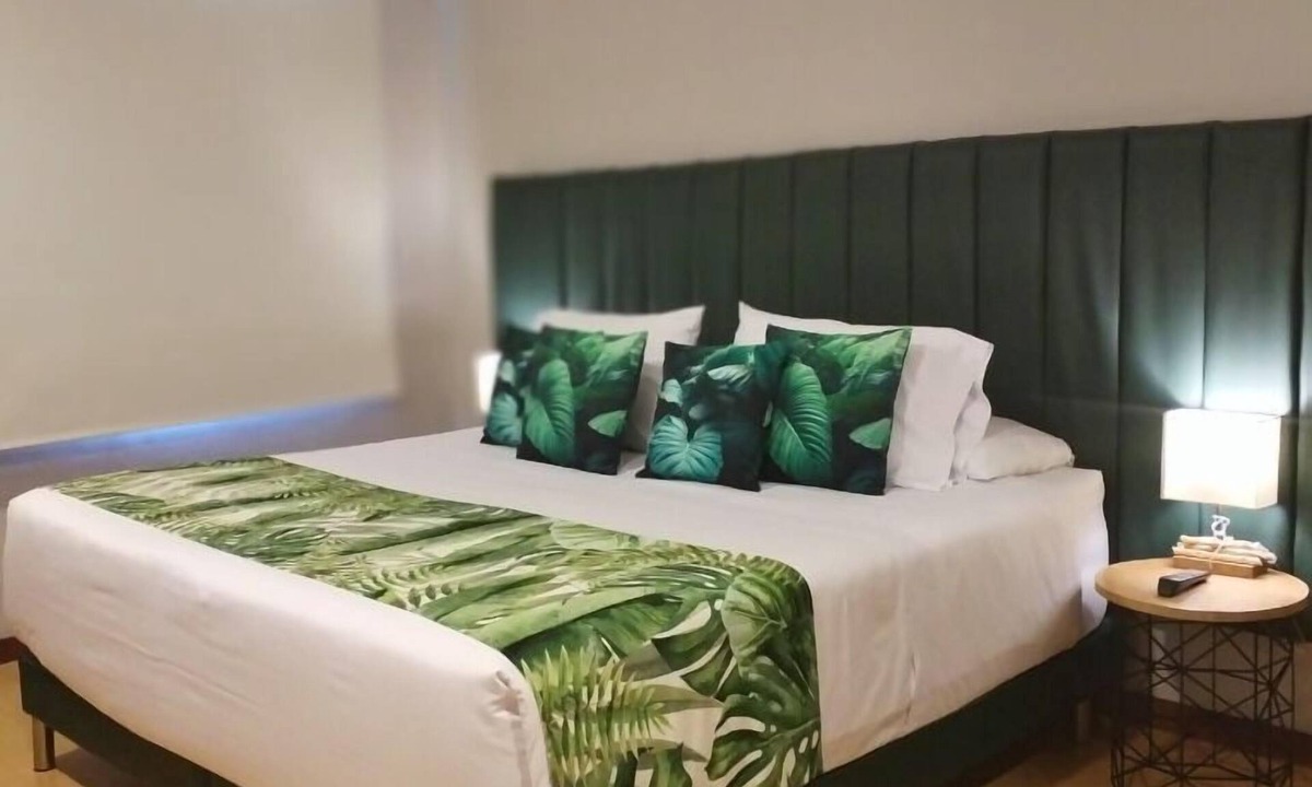 Cota Hotel | Hotel Factory Green Bogotá Occidente Calle 80