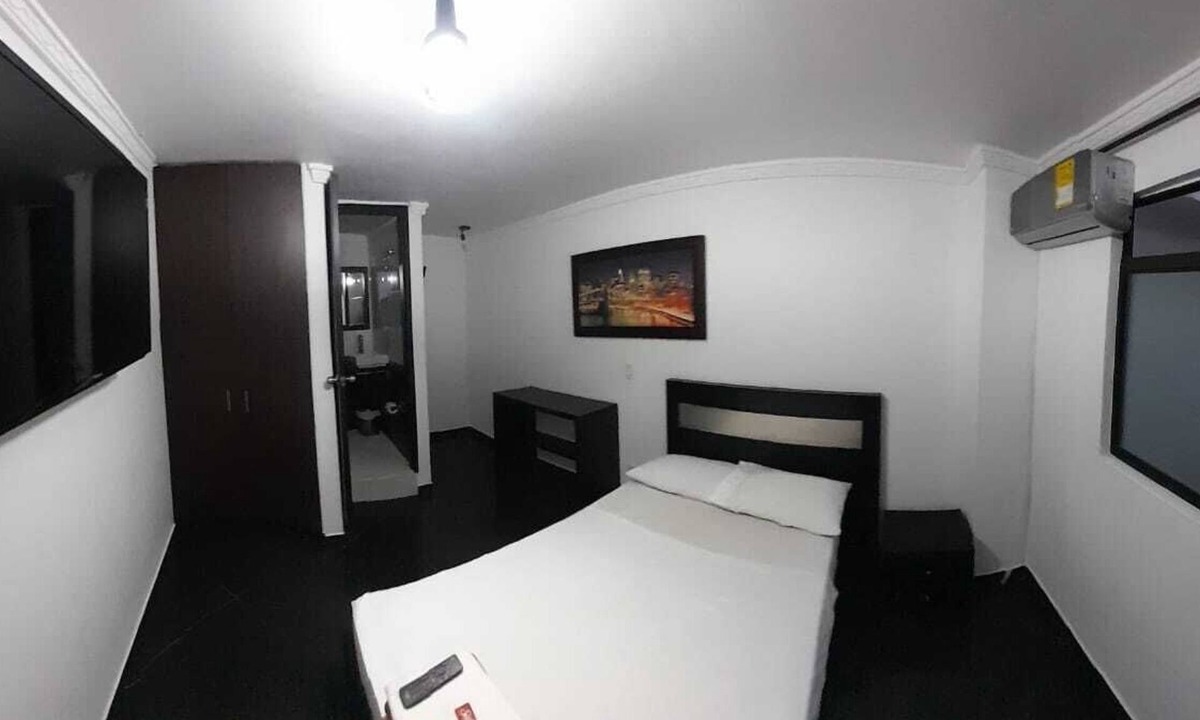 Guayabal Hotel | Hotel Praga Medellín
