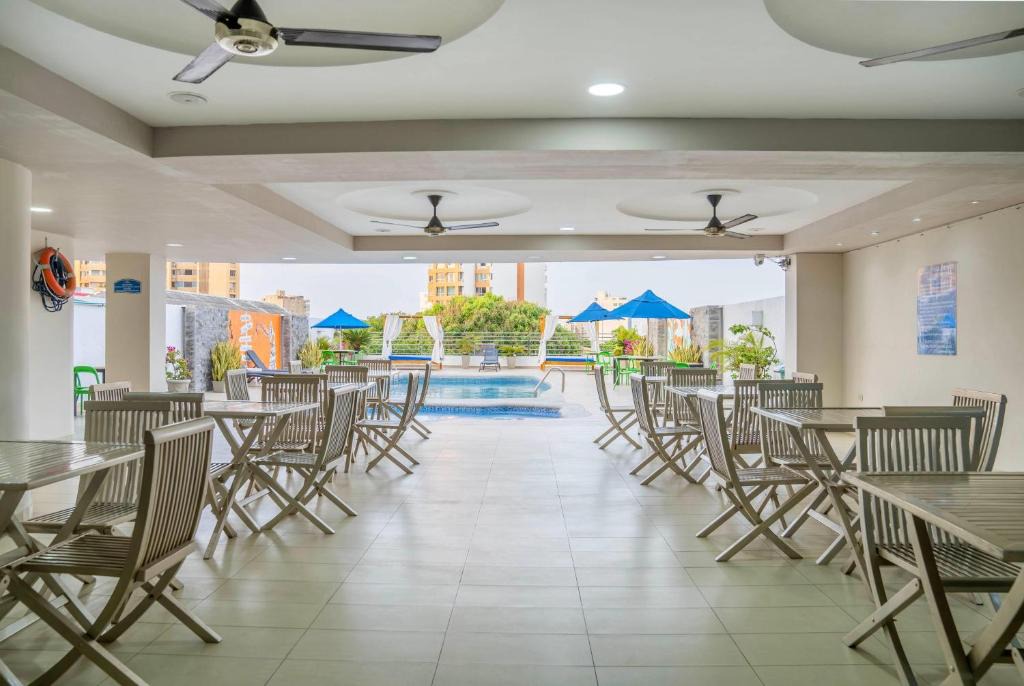 El Prado Hotel | Howard Johnson by Wyndham Barranquilla Versalles