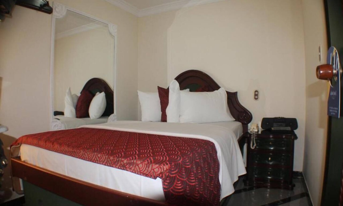 Fontibon Hotel | Lafont Park Hotel