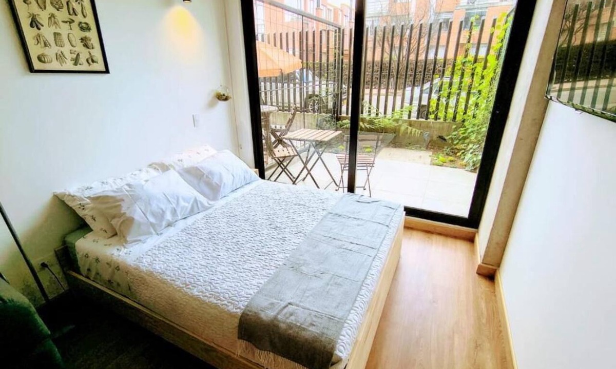 Quinta Paredes Apartment | Loft with a private garden and coworking space near Corferias and the U.S. Embassy