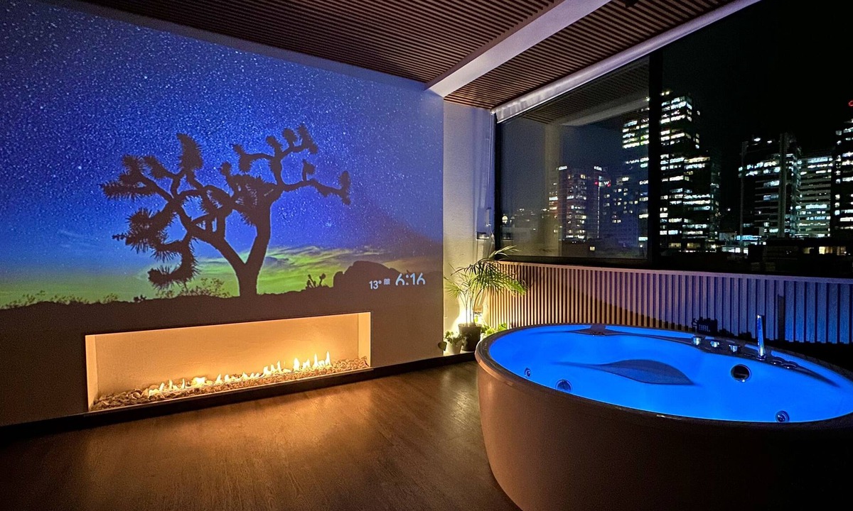 Usaquen Apartment | Loft With Private Jacuzzi, Fireplace, Cinema and Panoramic View