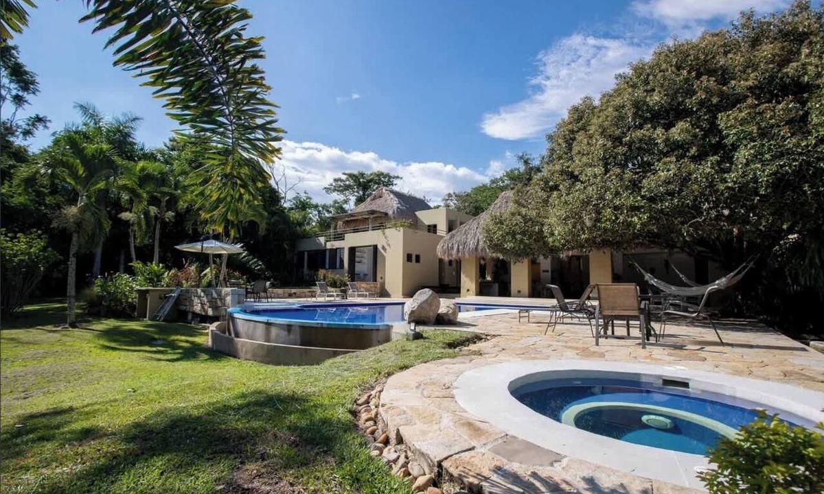 Anapoima Apartment | Lovely 4BR Villa at Mesa de Yeguas