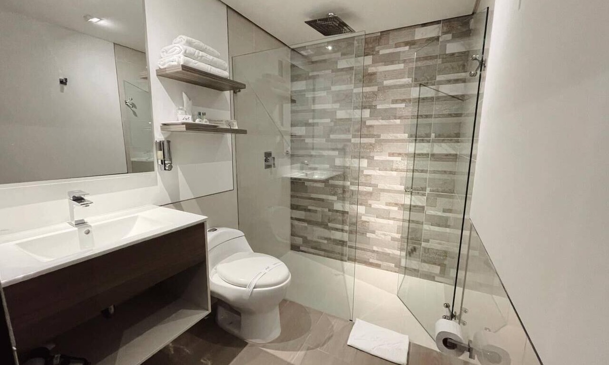 Astorga Hotel | Loyds Hotel