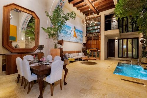 Cartagena Walled City House | Lujosa Casa 5Hab Jacuzzi & Piscina