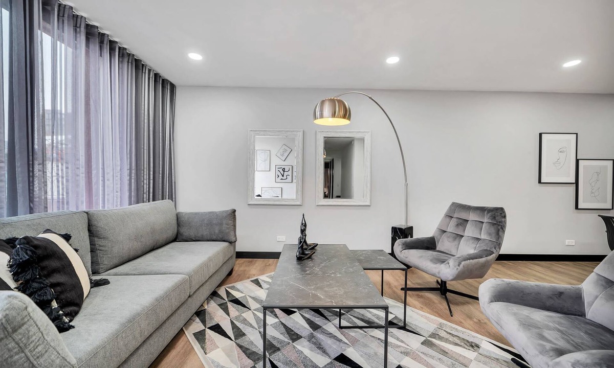 Astorga Apartment | Luxurious apt with terrace and bathtub | Poblado