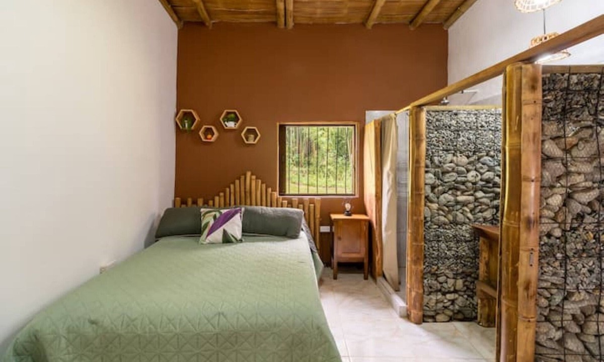 Calarca Villa | Luxurious Villa in the countryside with pool and 15 minutes to the town centre