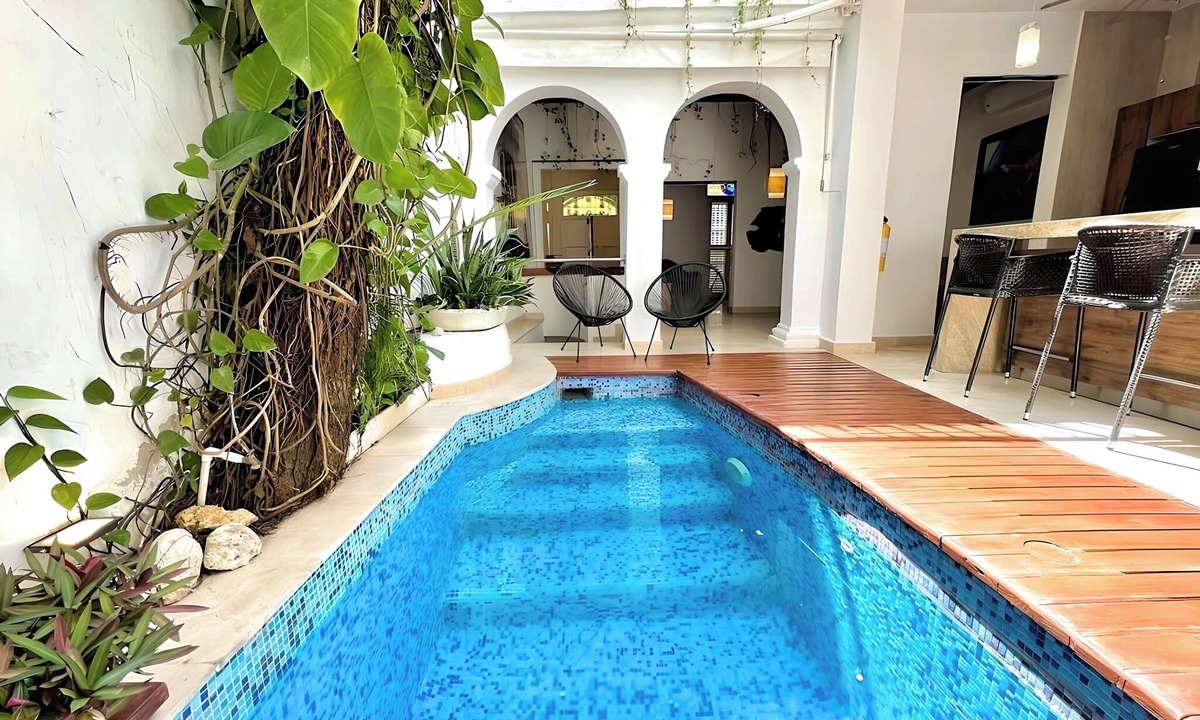 Cartagena Walled City Villa | Luxury 5-BR Retreat: Private Pool, Rooftop & Daily Breakfast Prep + Free Bonus