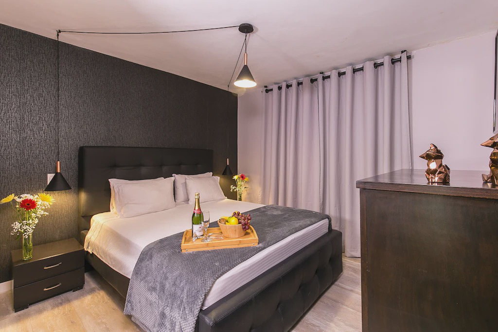 El Poblado Hotel | Luxury apartment with Private Pool and 2 Jacuzzi