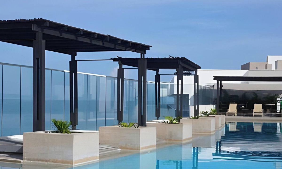 Comuna 4 Apartment | Luxury Apt/Balcony/Pool/Beach. RDME10 by WaiBlue