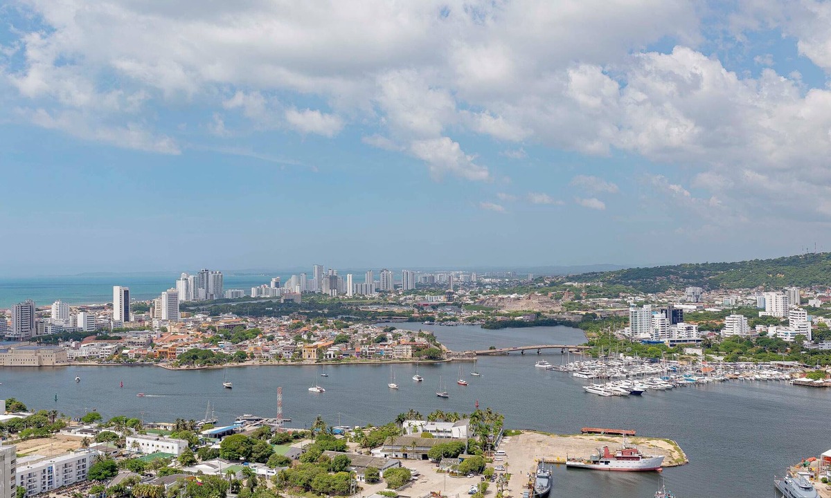 Bocagrande Apartment | luxury apt,Waterfront ,wifi,pool at Cartagena H2