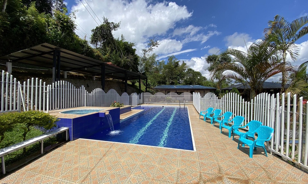 Dagua House | MAJU FARMHOUSE, KM 24, VIA EL CARMEN DAGUA