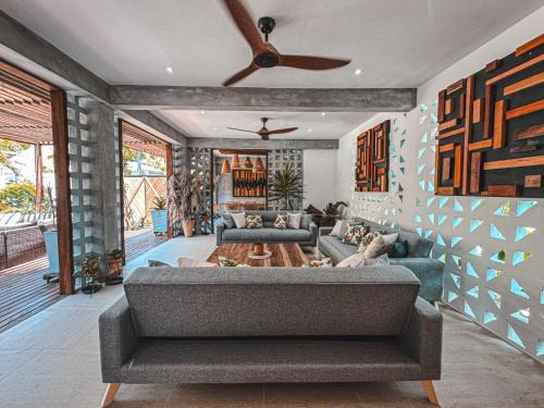 Palomino House | MAPUWI Villa & Suite