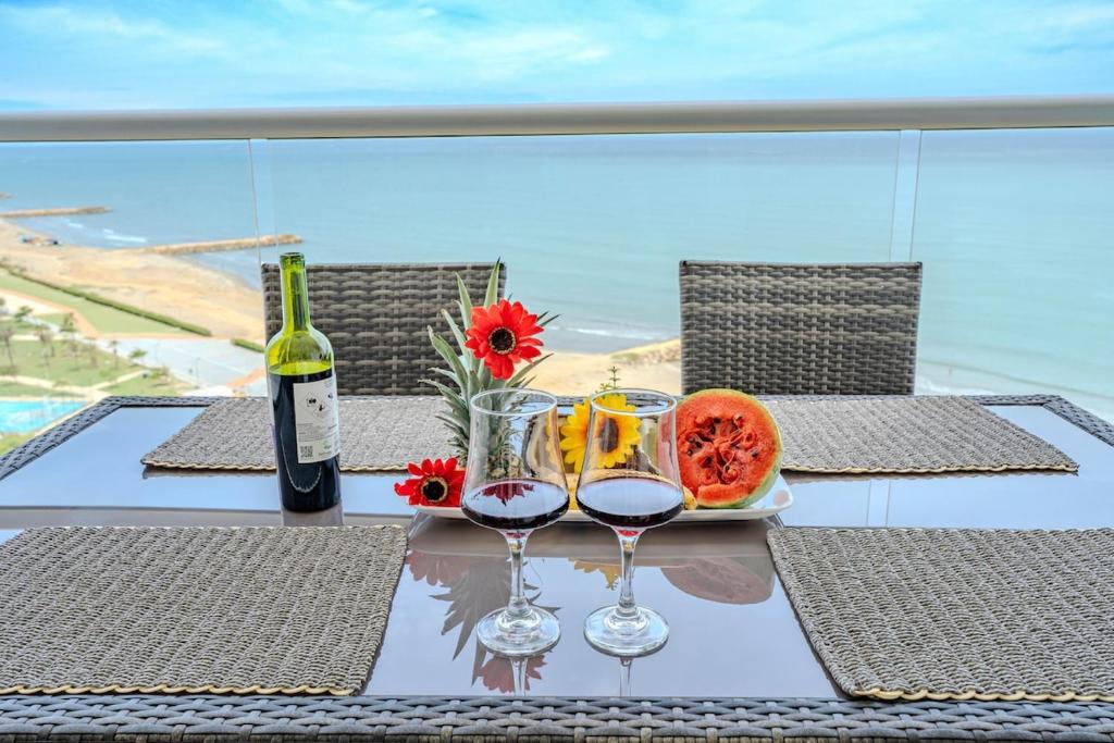 Urbanizacion Eliana Apartment | Mar de Luna en Cartagena Beach Resort frente al mar