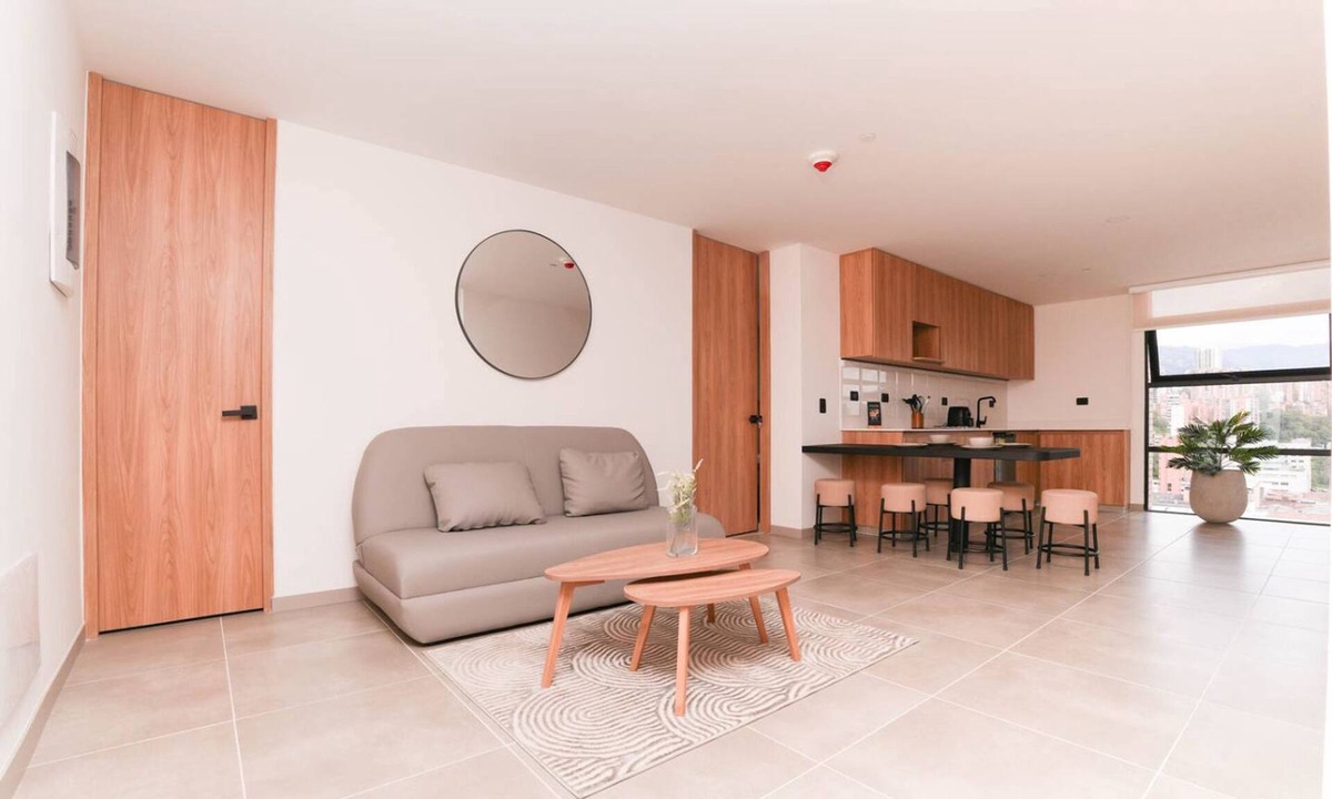 San Diego Apartment | Metropolitan Living - 1615