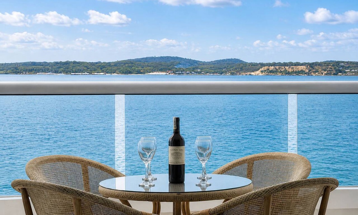 El Laguito Apartment | Modern and Great Location Mirador del Laguito 602