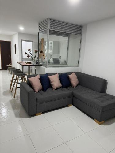Ocana Apartment | Moderno Apartamento Central