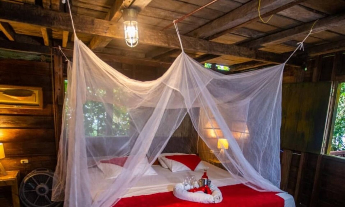 Nuqui Hotel | Morro Terco Hotel