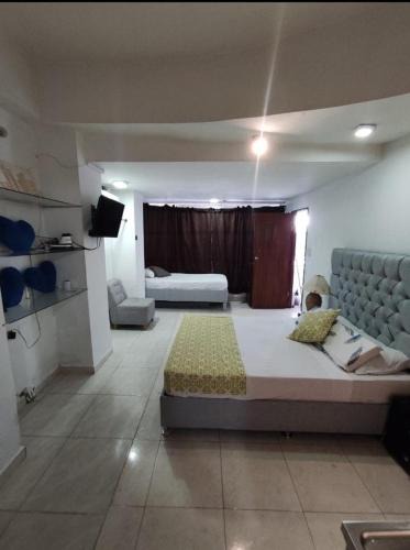 El Laguito Apartment | MR1-1G APARTAMENTO BASICO CERCA AL MAR CON AIRE ACONDICIONADO Y WIFi PARA 4 PERSONAS