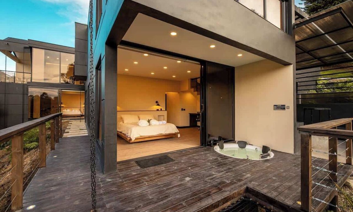 El Carmen de Viboral Villa | Nature Cabin with Spa Jacuzzi Steam Room