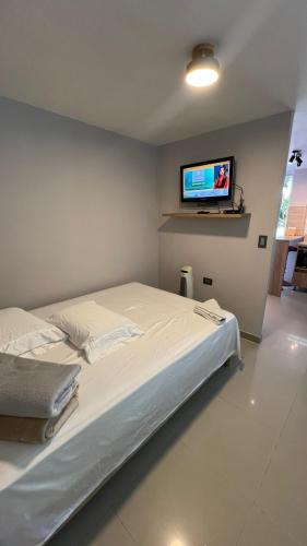 Santa Fe Apartment | new apartment in front of the park
