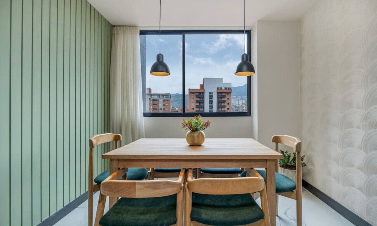 Laureles - Estadio Apartment | New Luxury 3BR Apt Laureles - AC and fast Wifi