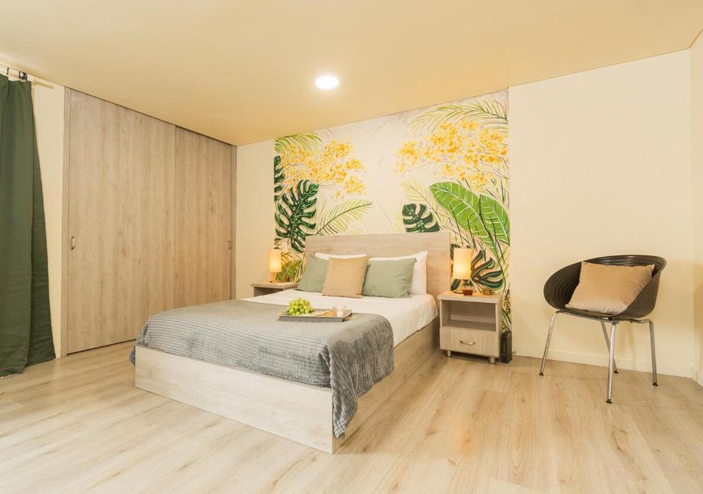 Astorga Apartment | NEW! Studio El Poblado Balcony & 500 Mbps Wi-Fi